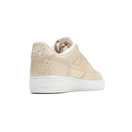 Nike Air Force 1 \\'07 LV8 "Goldwaagen"