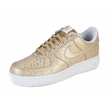 Nike Air Force 1 \\'07 LV8 "Goldwaagen"
