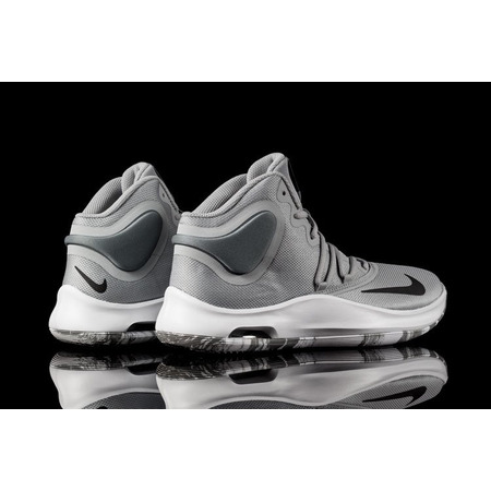 Nike Air Versitile IV "Grizzly"