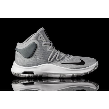 Nike Air Versitile IV "Grizzly"
