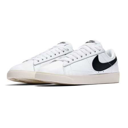 Nike Blazer Low Premium W "Sail Scales" (104)
