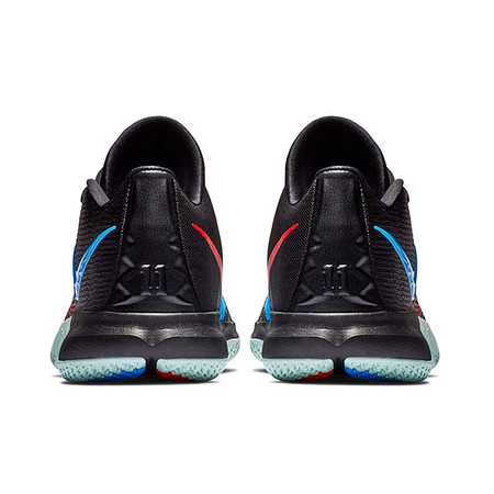 Nike Kyrie Flytrap "Hero"