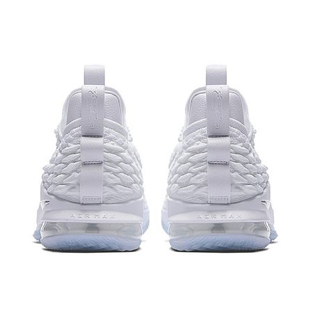 Nike LeBron XV Low "Snowfall" (100) + Cupón de 12€