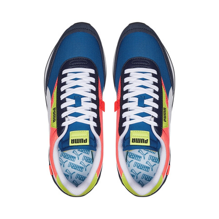 Puma Future Rider spielen auf "Lake Blue"