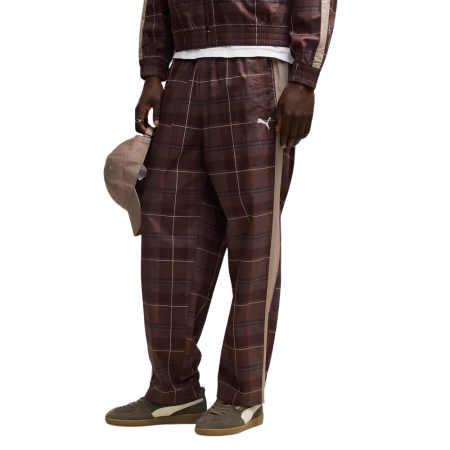 Puma T7 Relaxed Tartan Woven Track Pants op "Chocolate Fondue"