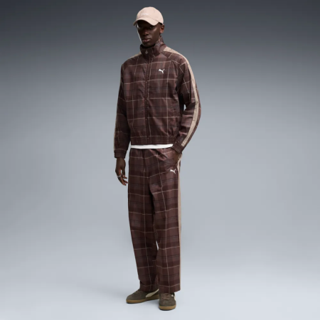 Puma T7 Relaxed Tartan Woven Track Pants op "Chocolate Fondue"
