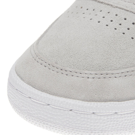 Reebok Classic Revenge Plus MU "Skull Grey"