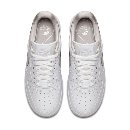 Wmns Nike Air Force 1 \\'07 SE "Tender" (102)