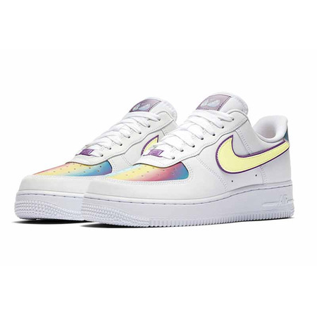 Wmns Nike Air Force 1 "Ost 2020 Weiß Barely Volt"