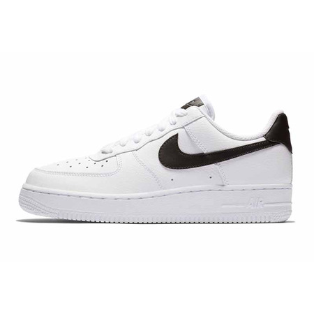 Frauen Nike Air Force 1 \\'07 Schuh "White Black"