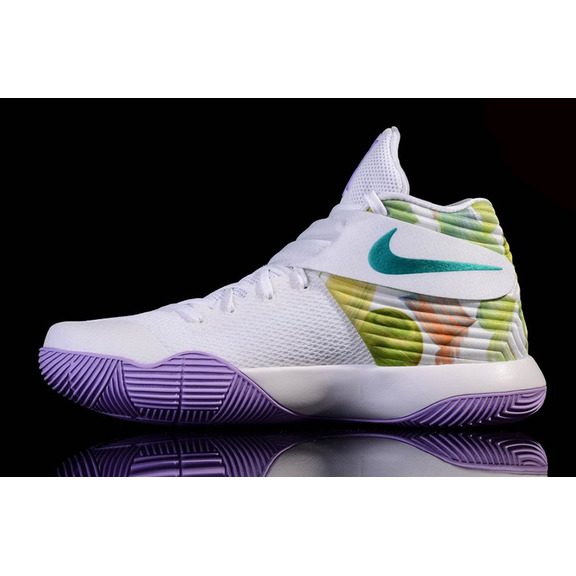 Kyrie 2 "Easter" (105/ weiß/hypr jd/urbn llc/brght mng)