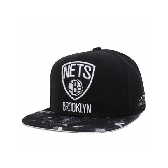 Adidas NBA Gorra Brooklyn Netze Winter Hoops (negro/amarillo)