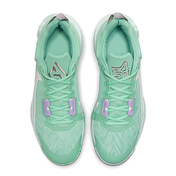 Giannis Immortality 2 "Licht Menta"