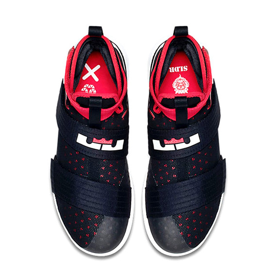LeBron Soldier 10 SFG (GS) "Bred" (016/black/white/university red)