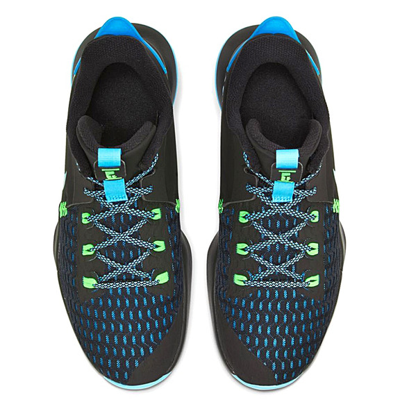 LeBron Witness 5 "Blaue Nacht"
