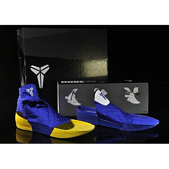 Zoom Kobe VII Supreme System Supreme (100/blanco/azul/negro)