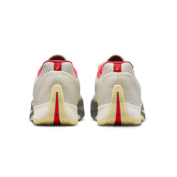 Nike Street Flare "Soft Pearl"