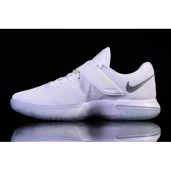 Nike Zoom Live "Against All" (117/weiß/silber)