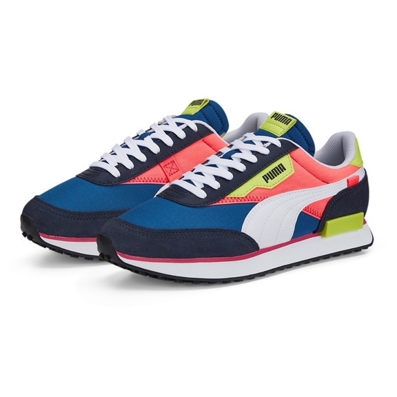 Puma Future Rider spielen auf "Lake Blue"