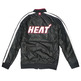 Adidas Chaqueta On-Court Miami Heat (schwarz/weiß)